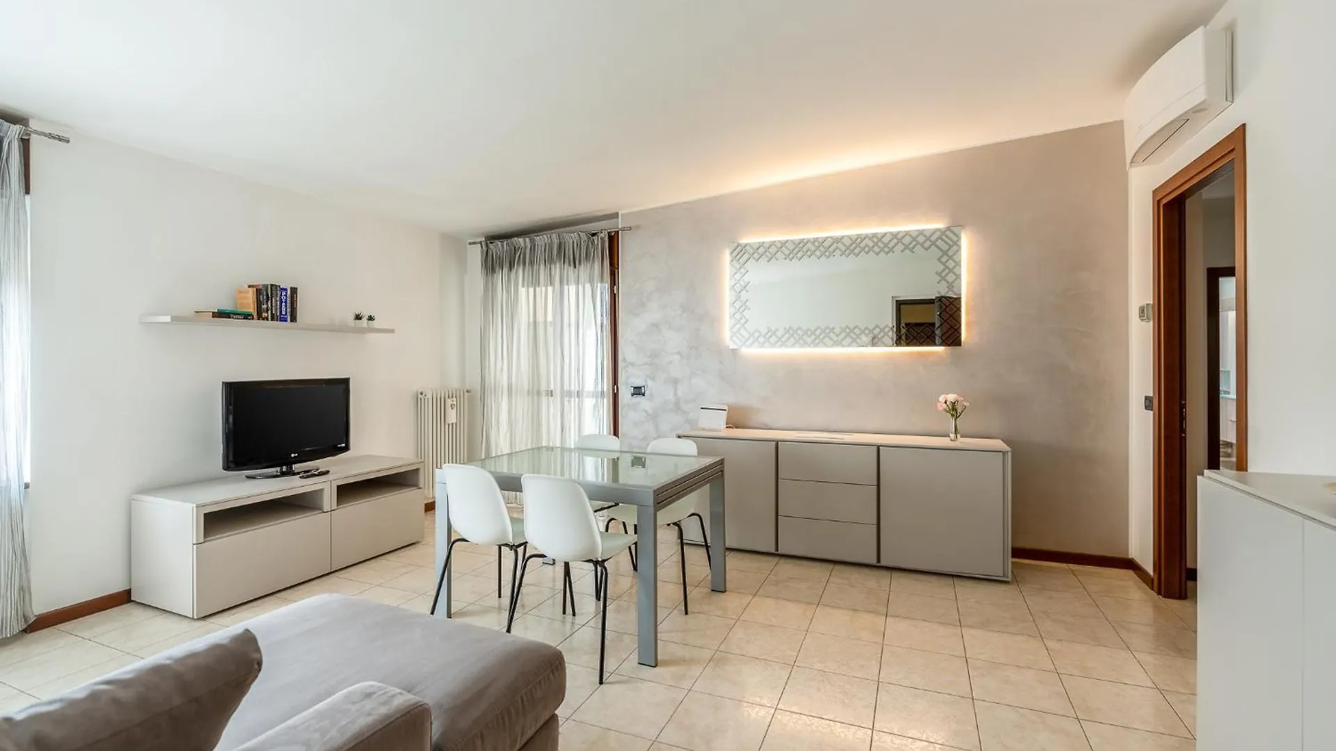 Apartment Appartamento Certosa Milan Italy
